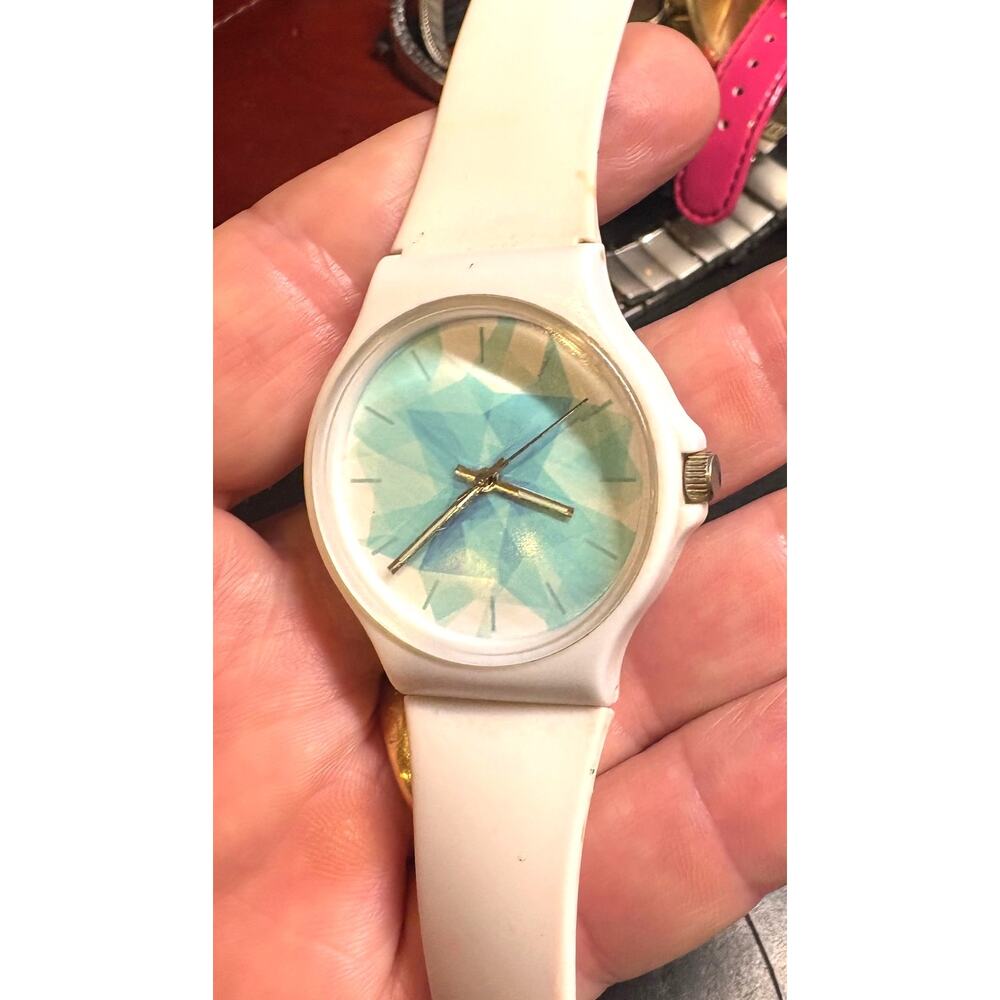 Women's 40mm Willis for Mini Wtach, White Poly Band and Case, Powder Green Face